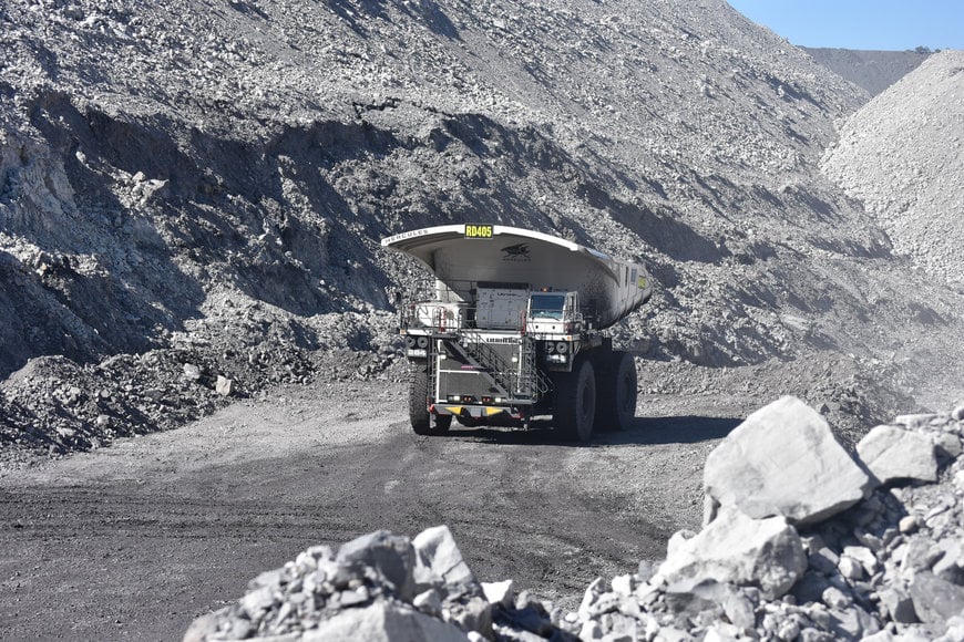LIEBHERR FLEET OF FIVE T 264 MINING TRUCKS GOES TO AUSTRALIA